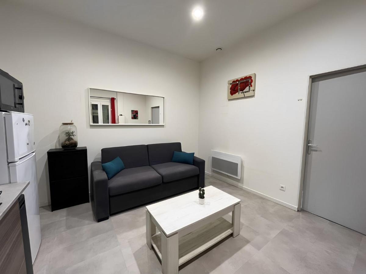 Le Sully Apartamento Nîmes Exterior foto